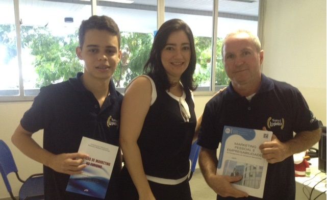 Convite: Lançamento da obra "Indústria, tecnologia e aglomerações produtivas: uma perspectiva regional"